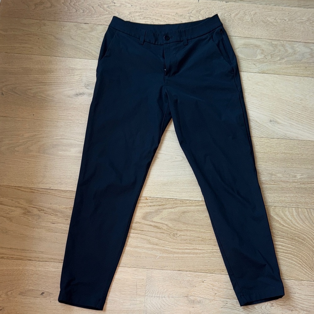 Lululemon Men’s ABC pants 28 waist black color